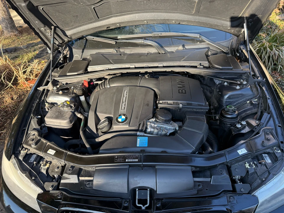 2011 BMW E90 335i Sedan - Image 8 of 9