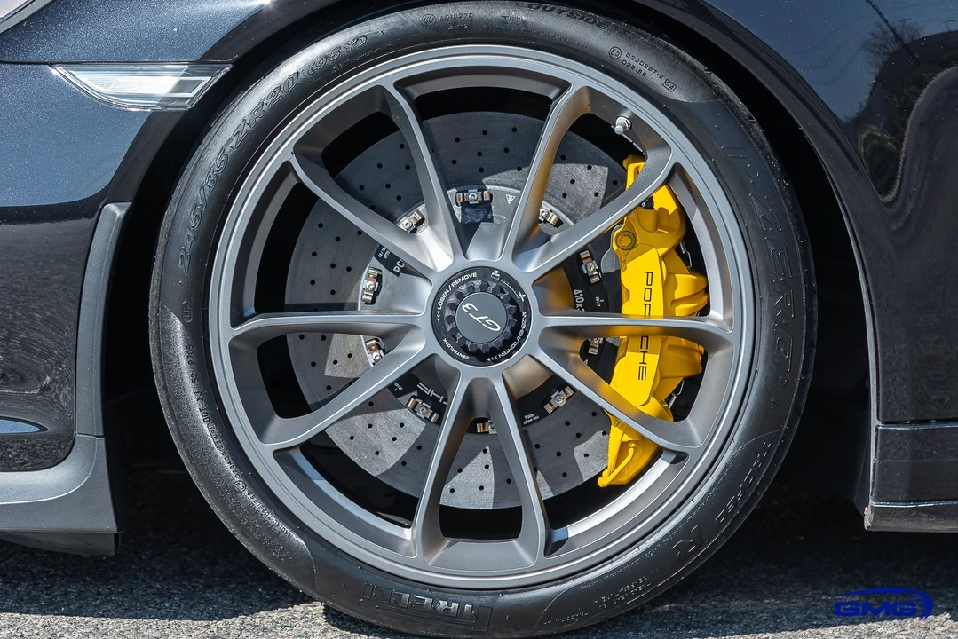 2015 Porsche 991 GT3 - Image 17 of 31