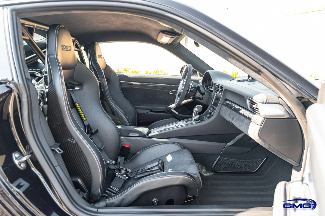 2015 Porsche 991 GT3 - Image 25 of 31