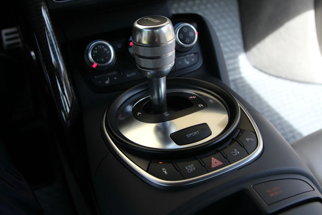 2009 Audi 42 R8 - Image 14 of 15