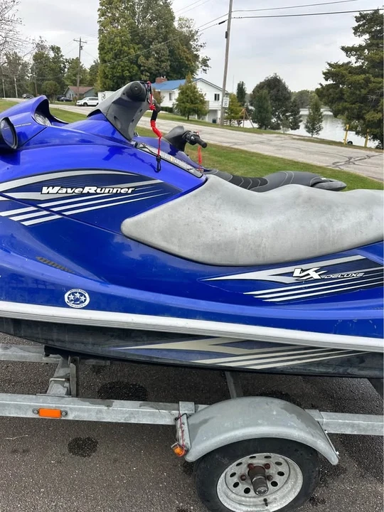 2010 Yamaha - Image 2 of 9