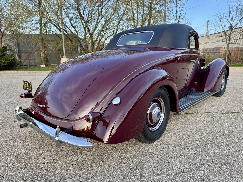 1937 Lincoln - Image 21 of 31