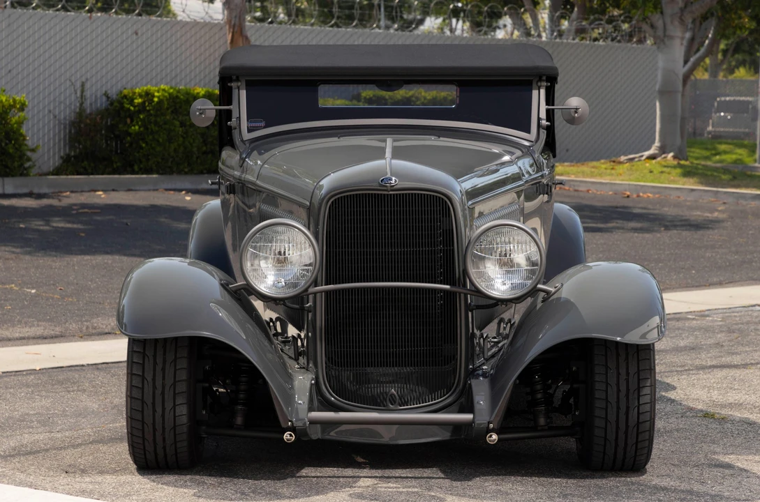 Ford Model 18 & 40 - Image 3 of 31