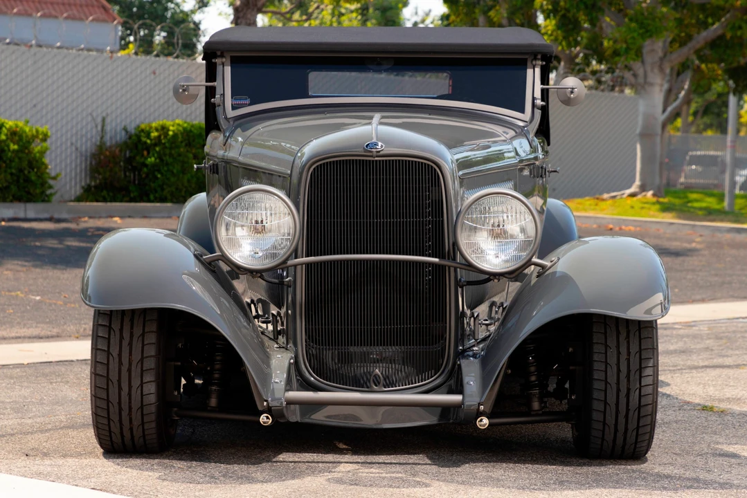 Ford Model 18 & 40 - Image 4 of 31