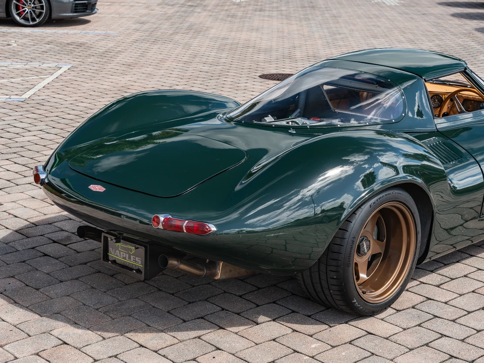Jaguar Replica - Image 19 of 31