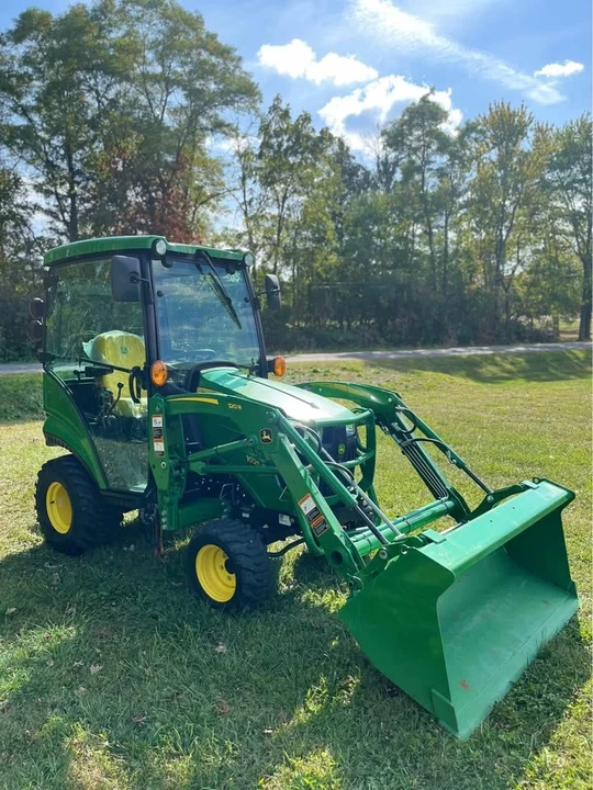 2022 John Deere - Image 2 of 7
