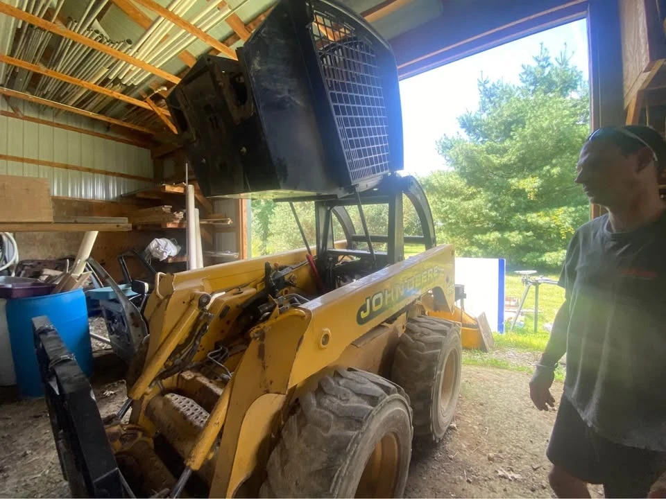 2002 John Deere - Image 3 of 4