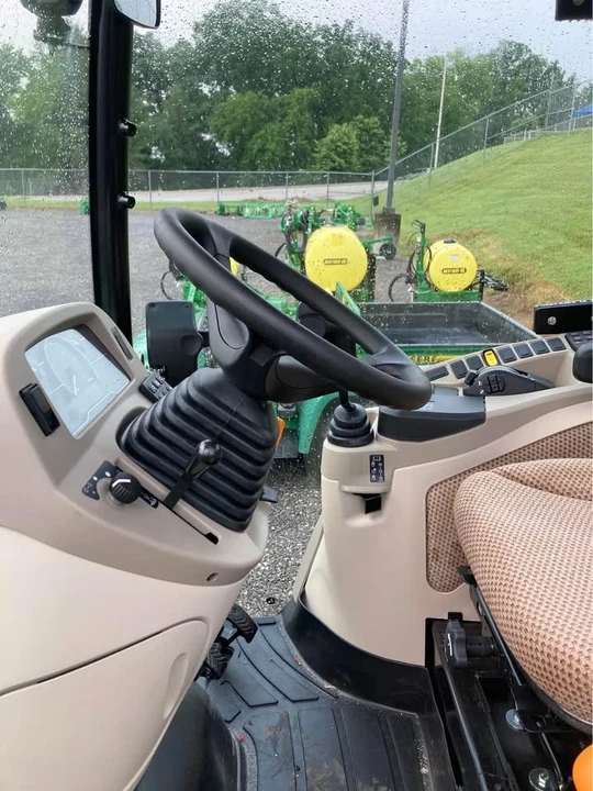 John Deere - Image 4 of 7