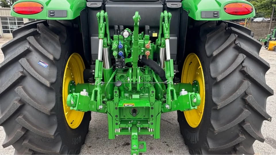 John Deere - Image 3 of 10