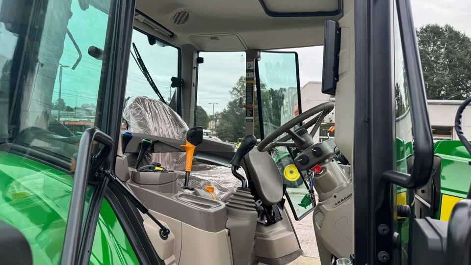 John Deere - Image 8 of 10