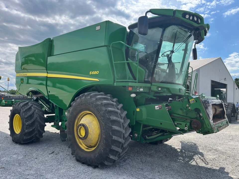2012 John Deere - Image 5 of 10