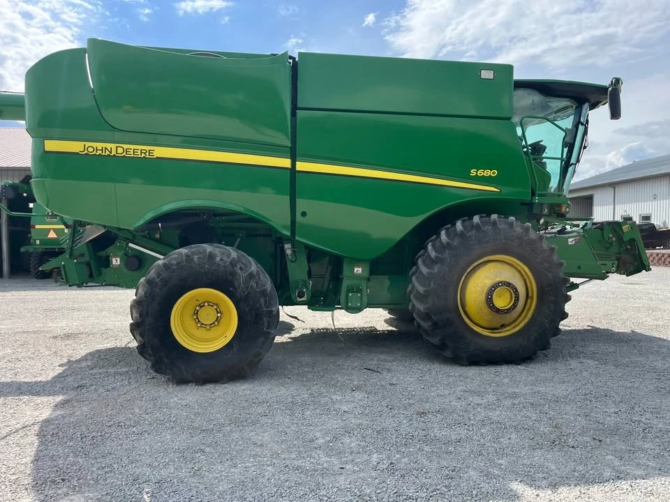 2012 John Deere - Image 4 of 10