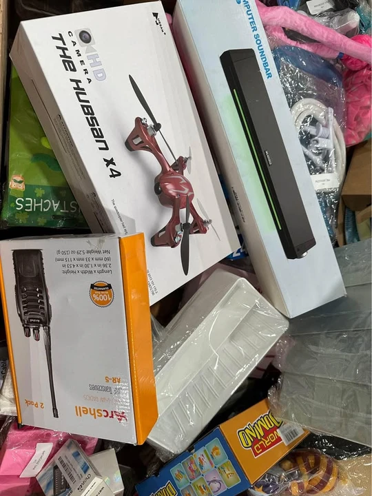 Parts & Memorabilia Scale Models - Image 2 of 8