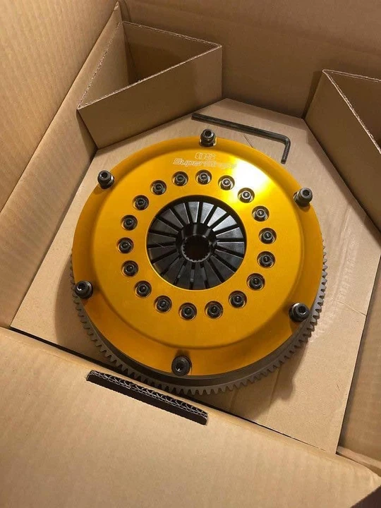 Parts & Memorabilia Gearboxes - Image 7 of 10