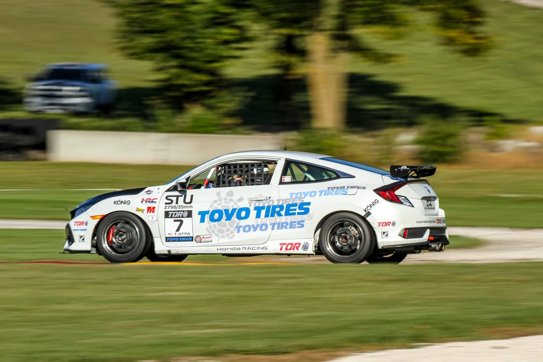 2019 Honda Civic Si 10th Gen - Image 17 of 31