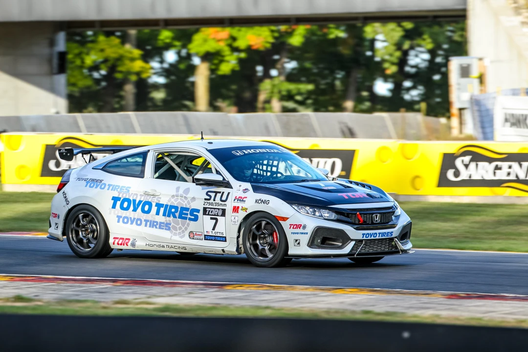 2019 Honda Civic Si 10th Gen - Image 14 of 31