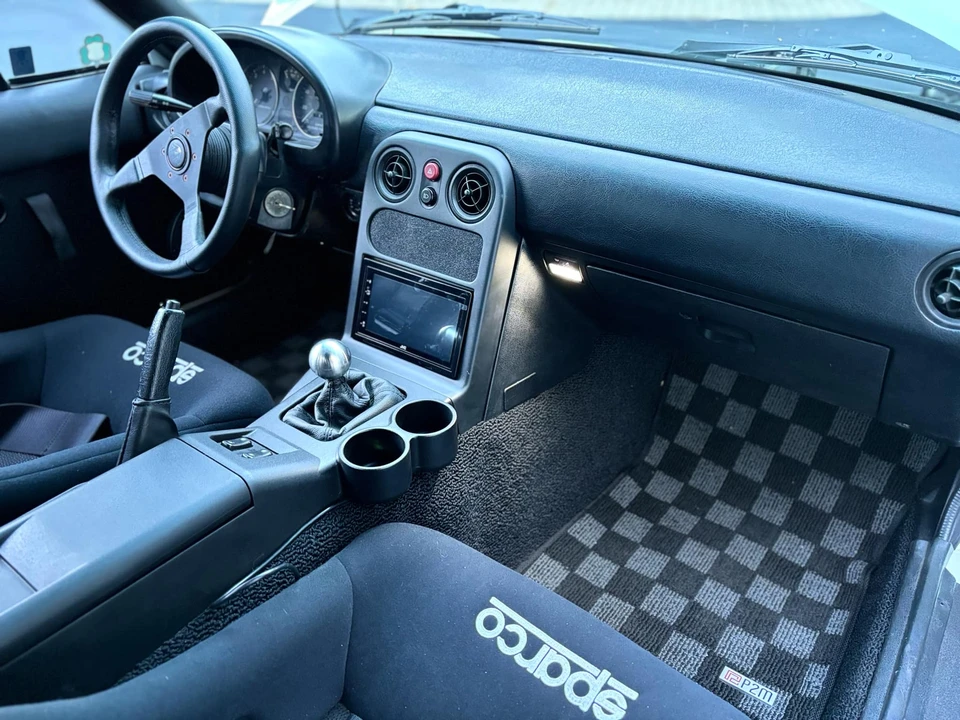 1992 Mazda NA MX-5 Miata - Image 19 of 31