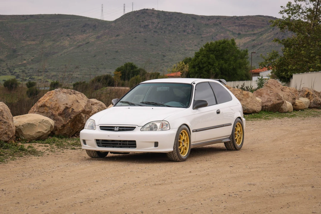 2000 Honda EK Civic - Image 2 of 31