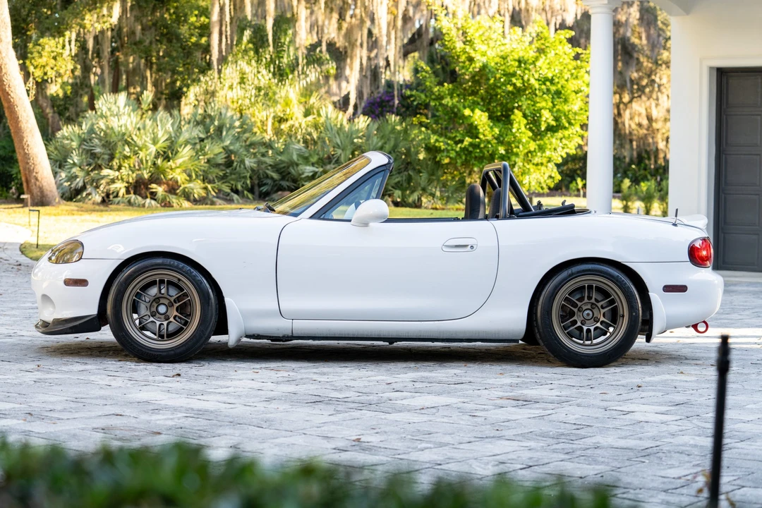 2004 Mazda NB MX-5 Miata - Image 3 of 31