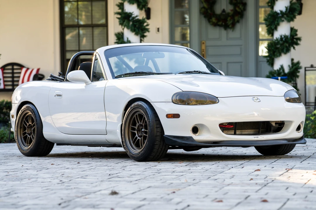 2004 Mazda NB MX-5 Miata - Image 9 of 31