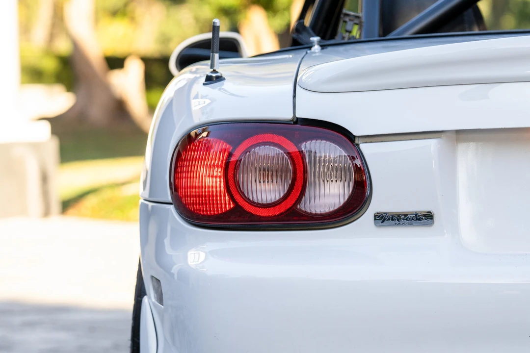 2004 Mazda NB MX-5 Miata - Image 24 of 31