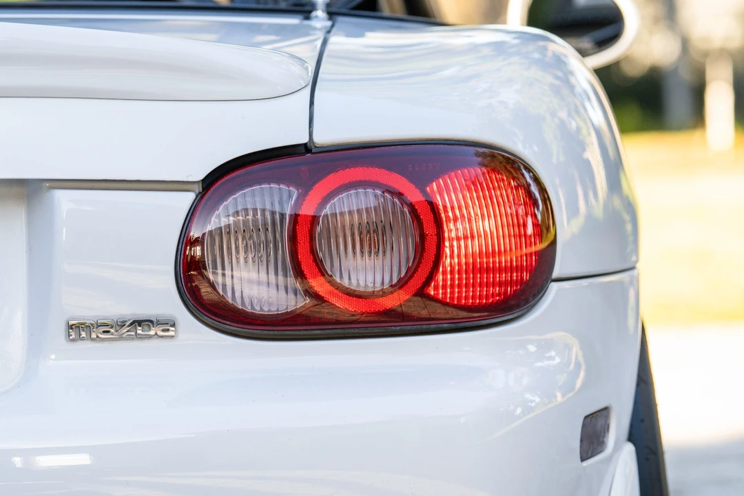 2004 Mazda NB MX-5 Miata - Image 25 of 31