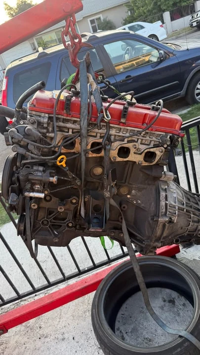 Parts & Memorabilia Engines - Image 2 of 4