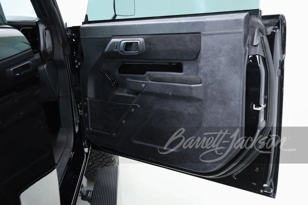 2024 Ford Bronco 6th Gen - Image 18 of 31
