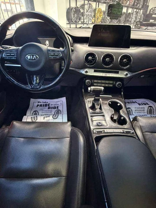 2019 Kia Stinger - Image 6 of 7