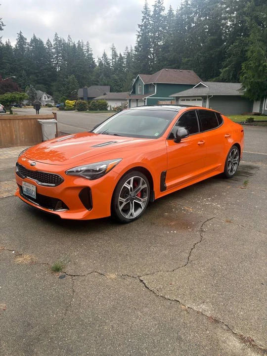 2019 Kia Stinger GT - Image 2 of 11