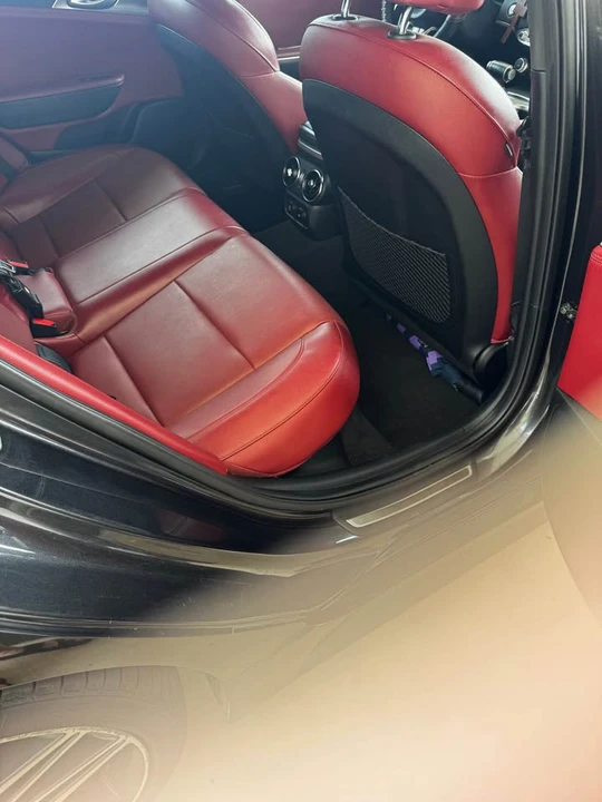 2022 Kia Stinger - Image 7 of 8