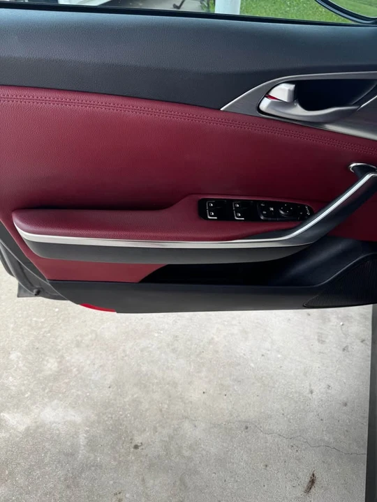 2022 Kia Stinger - Image 4 of 8