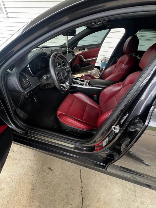 2022 Kia Stinger - Image 3 of 8