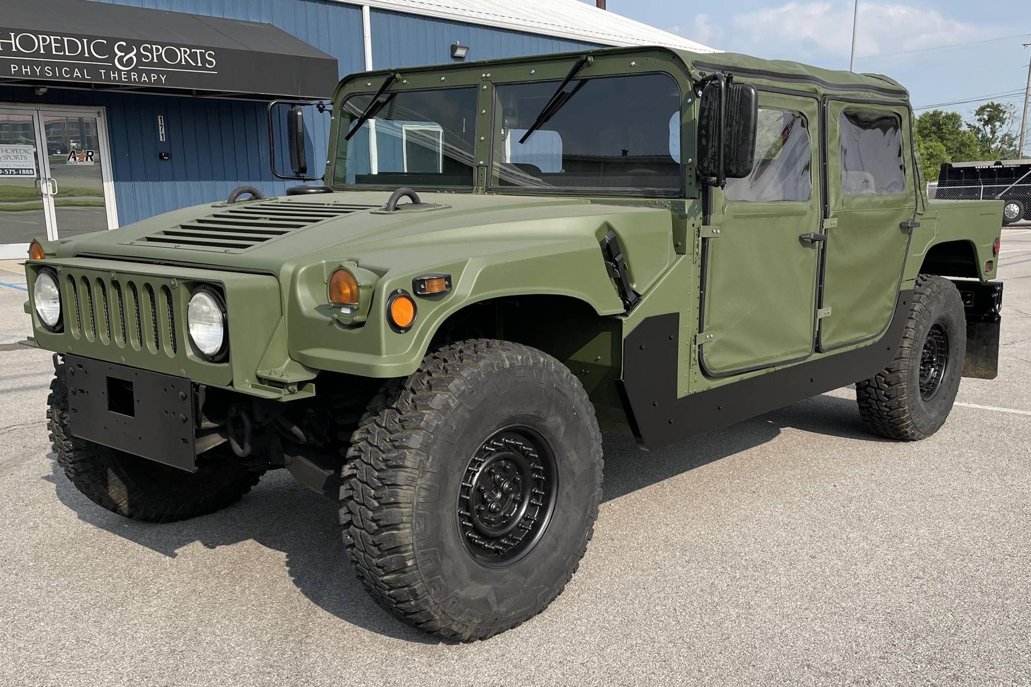 2008 AM General M1114