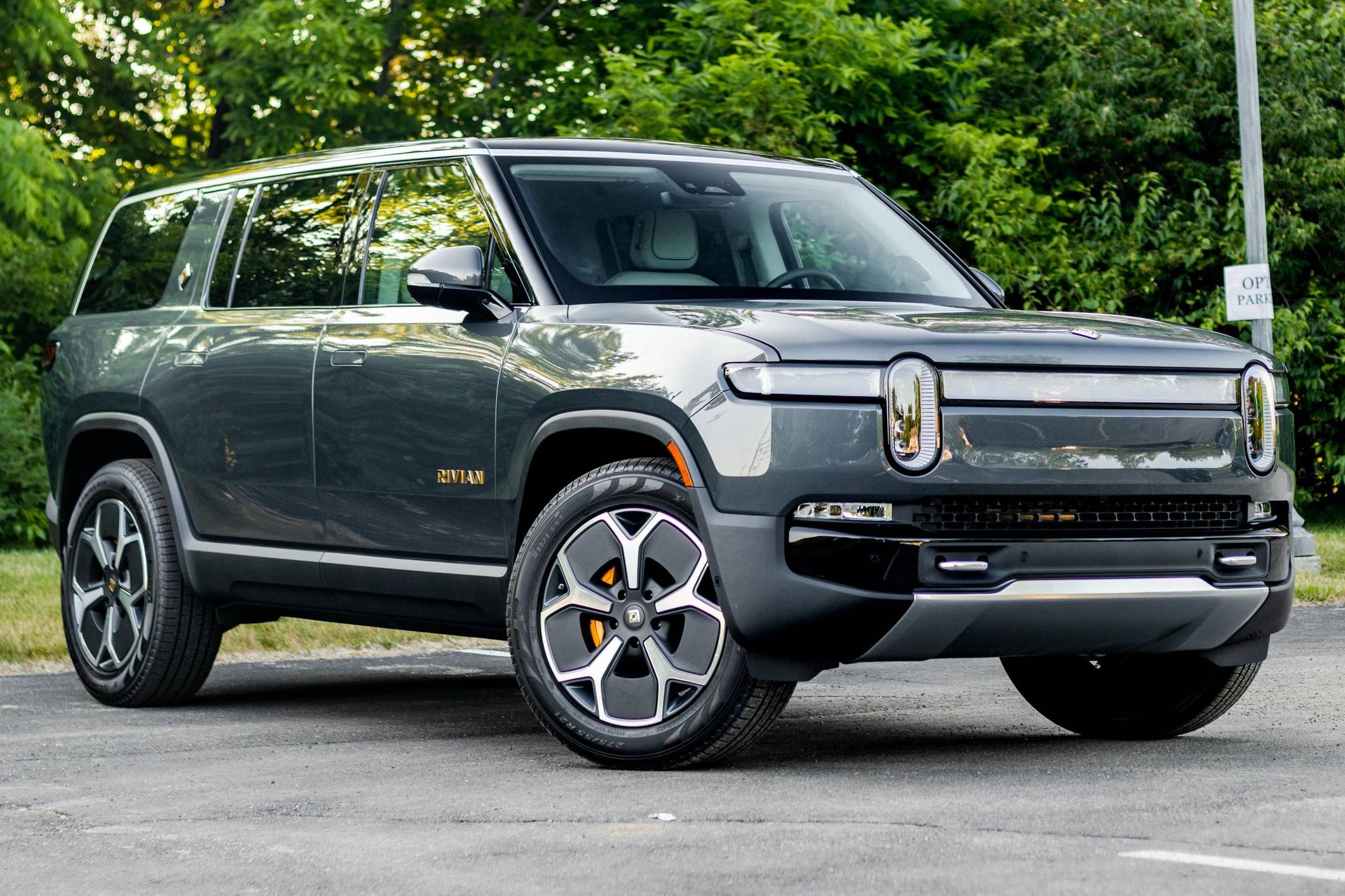 2023 Rivian R1S Adventure Edition