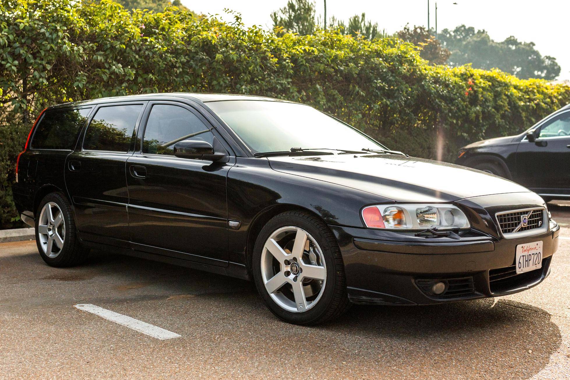2005 Volvo V70R