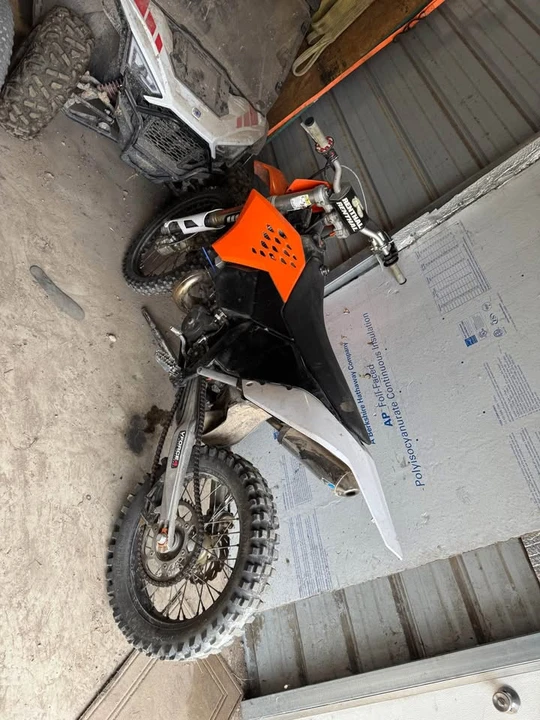 KTM - Image 3 of 3
