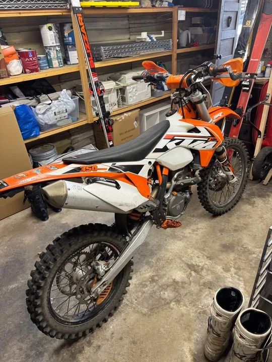 KTM - Image 3 of 9