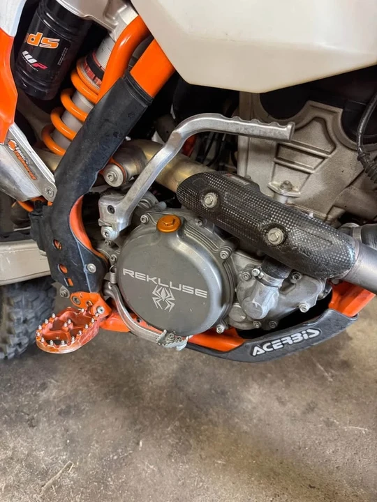 KTM - Image 7 of 9