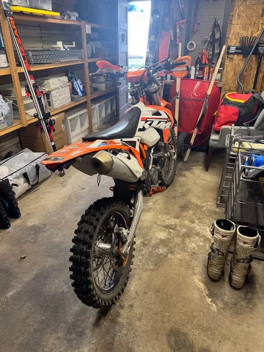 KTM - Image 4 of 9