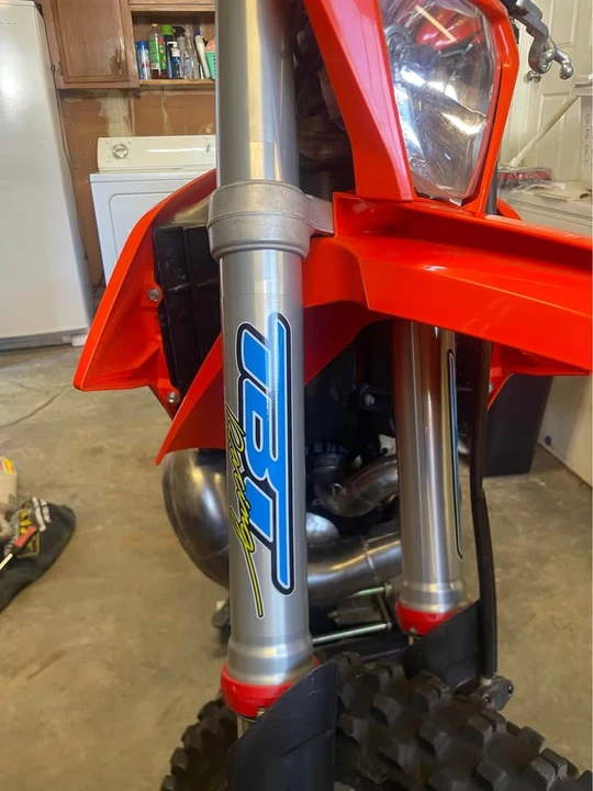KTM - Image 6 of 7