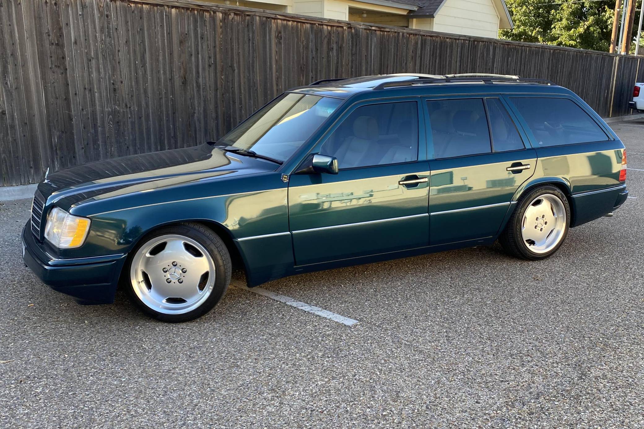 1995 Mercedes-Benz E320 Wagon