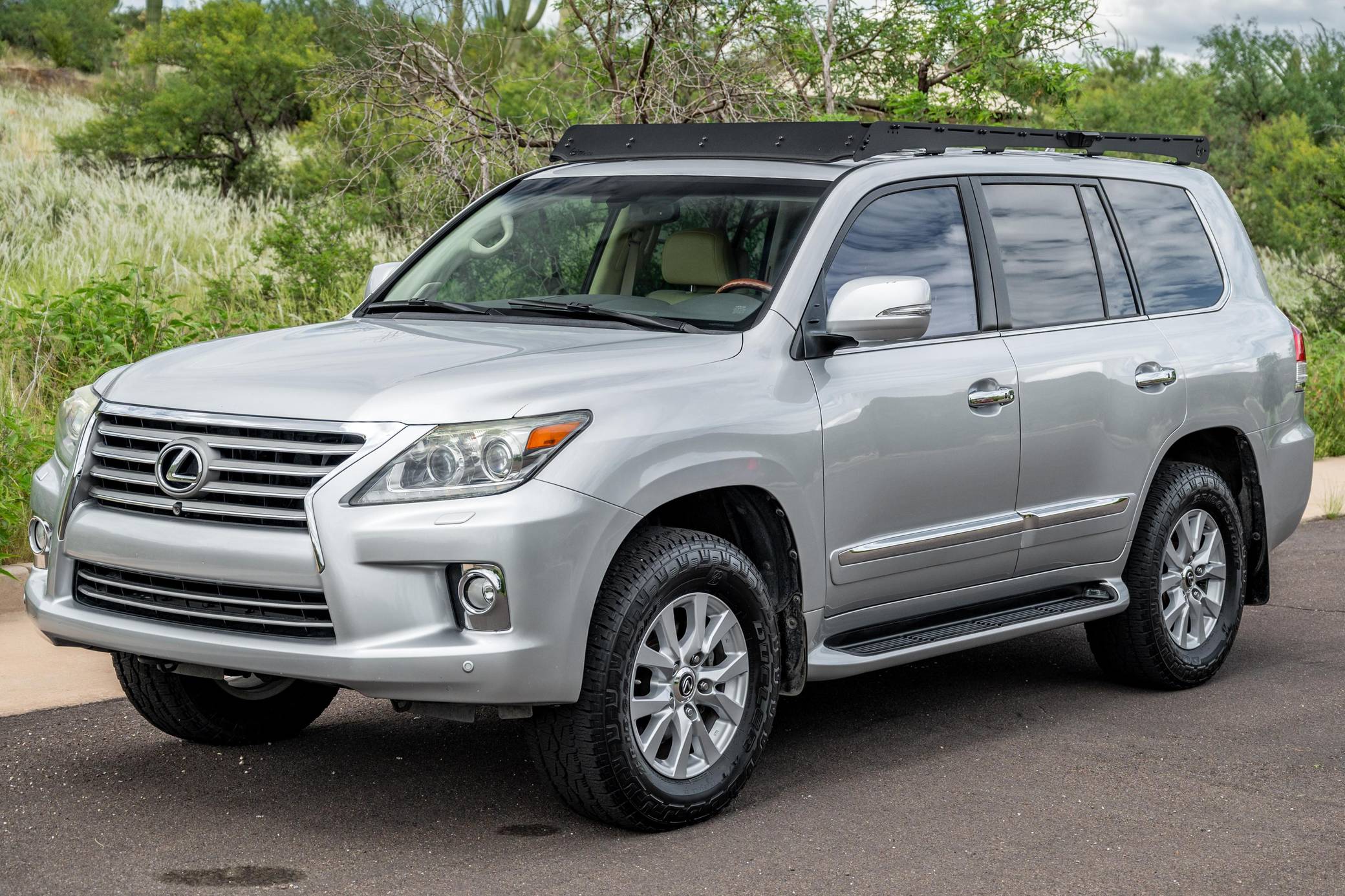 2013 Lexus LX 570