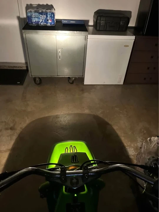 1983 Kawasaki - Image 2 of 4