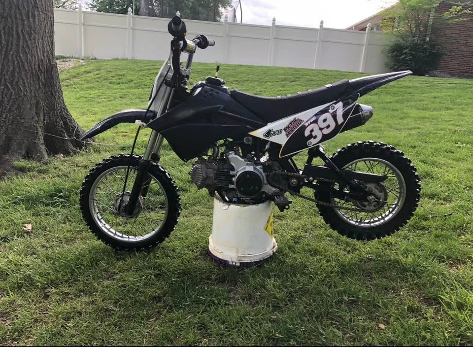 2010 Kawasaki - Image 3 of 6