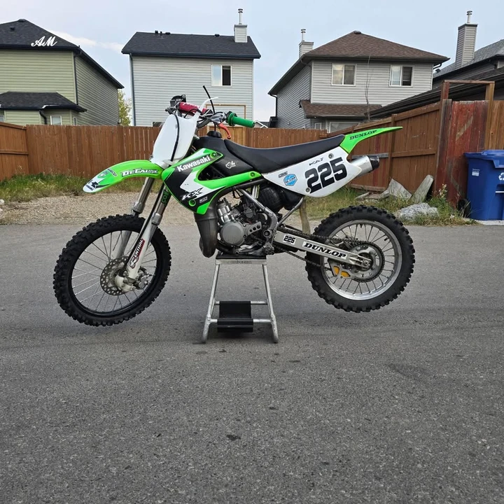 Kawasaki KX - Image 3 of 6