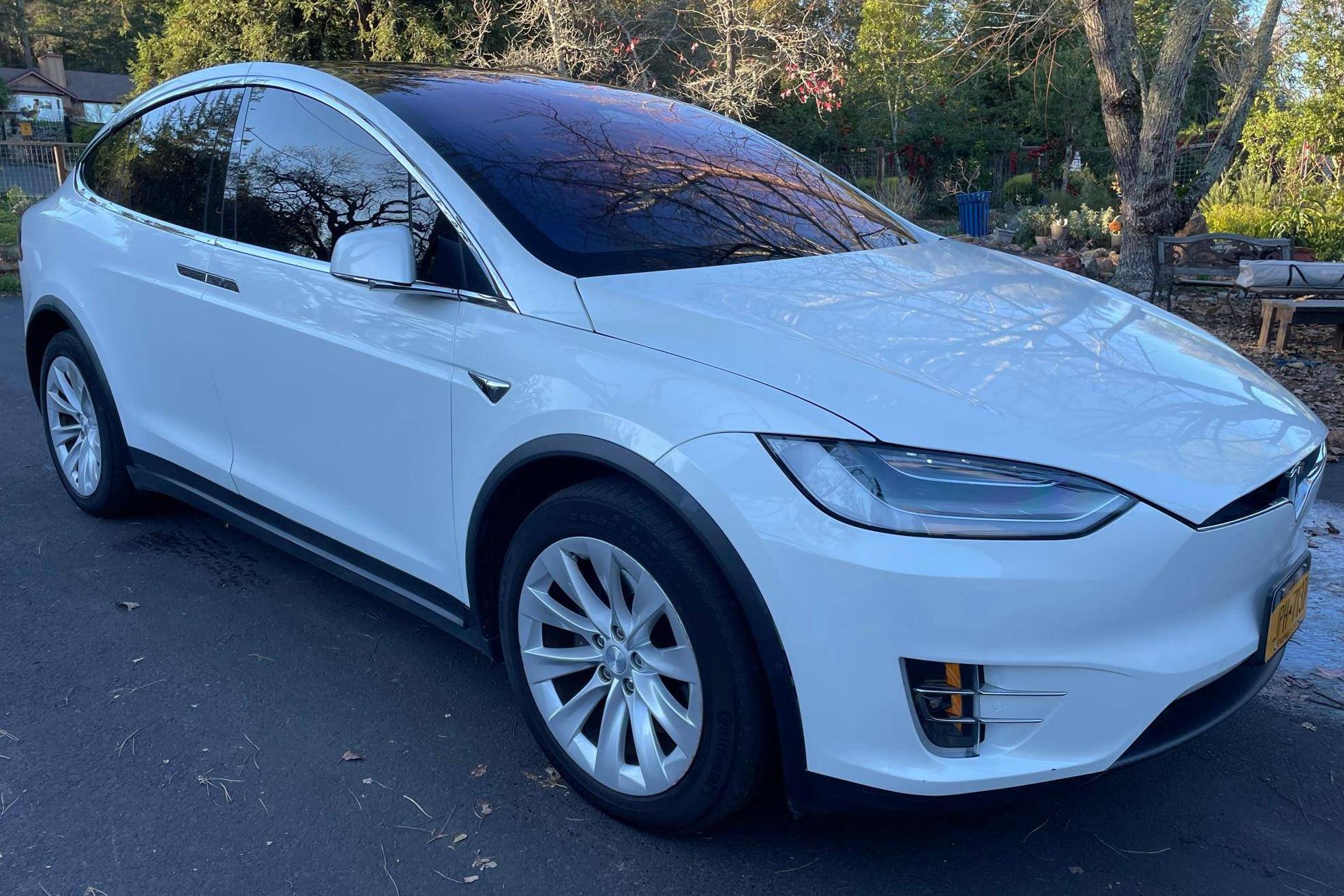 2020 Tesla Model X Long Range Plus