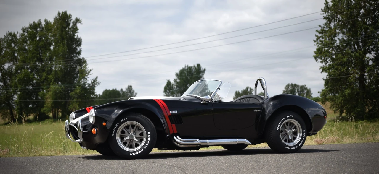 Shelby Cobra Replica - Image 13 of 31