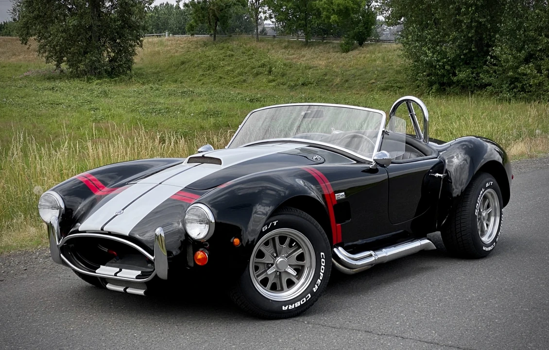 Shelby Cobra Replica - Image 10 of 31