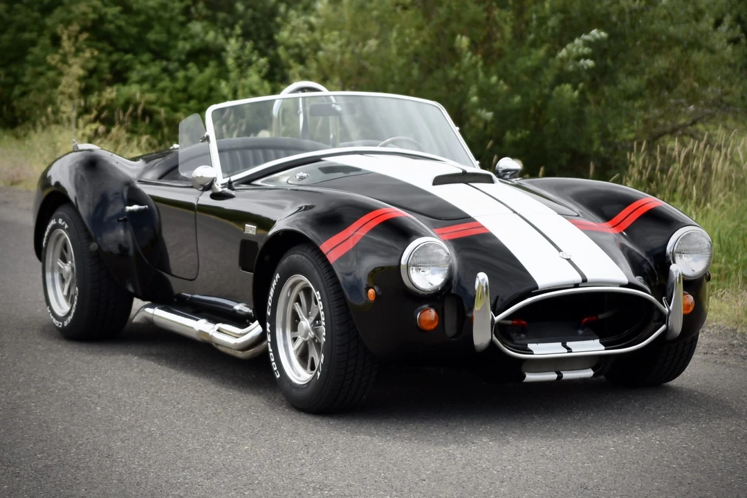 Shelby Cobra Replica - Image 3 of 31